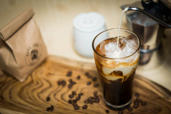 Zo kun je zelf een verfrissende ijskoffie maken