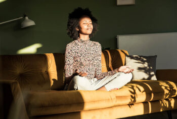 Na deze meditatie ga je ontspannen een vergadering in