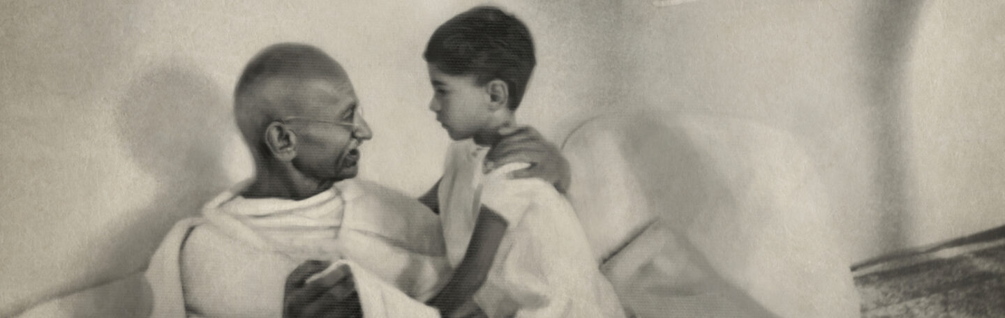 Kan iedereen een ‘Gandhi’ worden? Deze lessen van zijn kleinzoon helpen je op weg