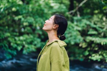 Ben je gestresst? Dankzij deze mini-meditatie voel je je binnen een halve minuut beter