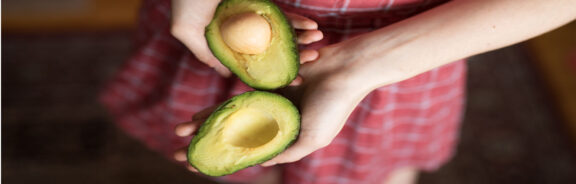 Dit is waarom we misschien wel moeten stoppen met het eten van avocado’s