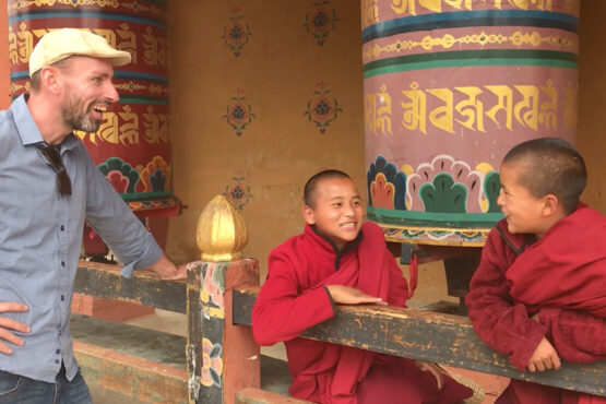 Monnik gooit het roer om – ‘Thuis in Bhutan’ vlog #28
