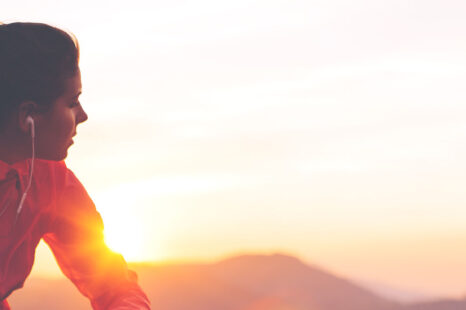 De runner’s high bestaat écht: zo maakt hardlopen je gelukkig