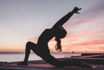 Shiva Shakti yogaflow van 10 minuten: video