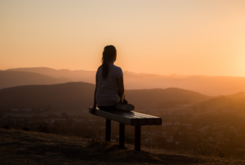 Introvert? Vijf tips voor een sociaal leven dat bij jou past