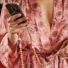Telefoonkoord met rozenkwarts