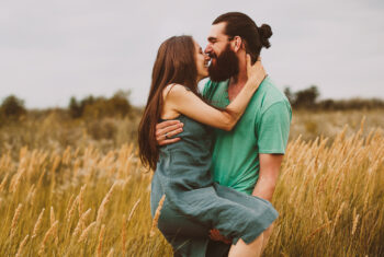 Dit zijn de 5 principes van een gelukkige relatie (volgens liefdesgoeroe Jan Geurtz)