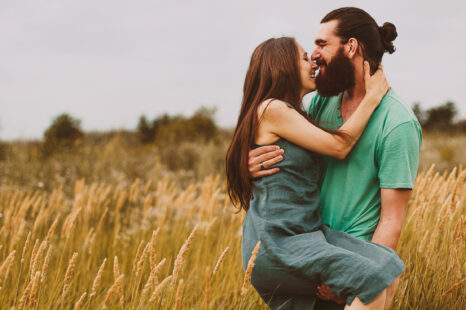 Dit zijn de 5 principes van een gelukkige relatie (volgens liefdesgoeroe Jan Geurtz)