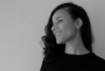 8 vragen aan kunstenares Ez Silva: ‘Ook toegeven aan zwakte geeft mij kracht’