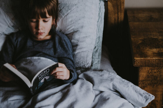 Verhaaltje voor het slapengaan? Met deze voorleesboeken maak je je kinderen geheid blij