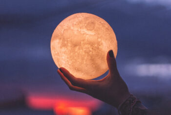 Moon Medicine: een ritueel om los te laten