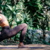 Detox lichaam en geest met deze yogaserie voor de lente