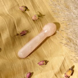 Rozenkwarts yoni stick