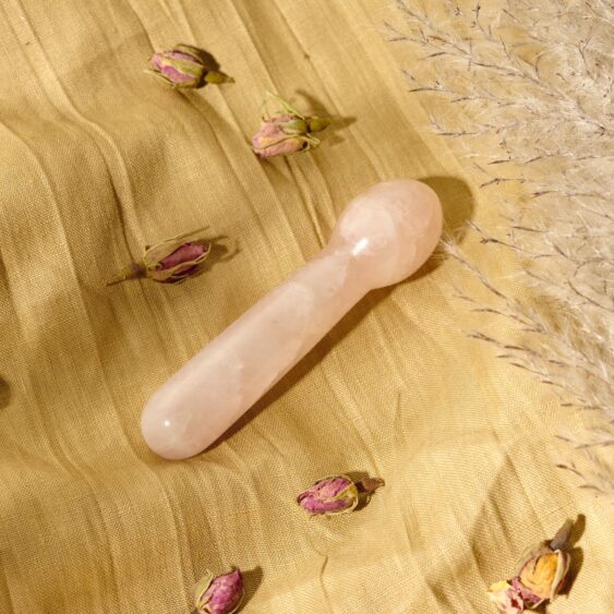 Rozenkwarts Yoni stick