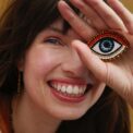 broche Brightness