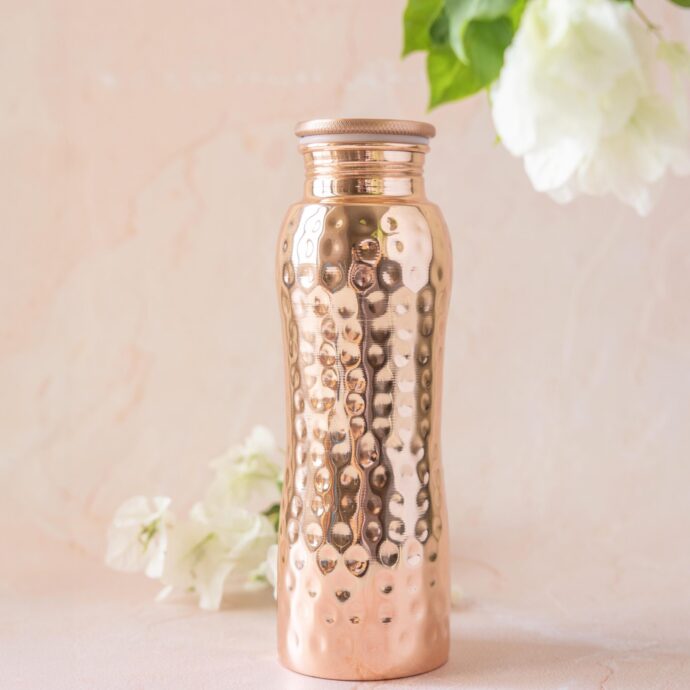 Koperen waterfles Hammered curve 600 ml