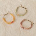 Field armbanden samen