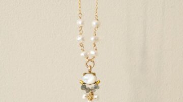 Sacred light ketting