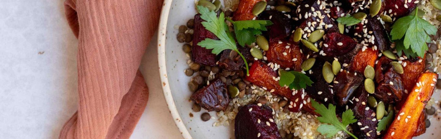 Ayurvedisch recept: smokey wortel-bietensalade (van Zonderzooi)