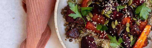 Ayurvedisch recept: smokey wortel-bietensalade (van Zonderzooi)