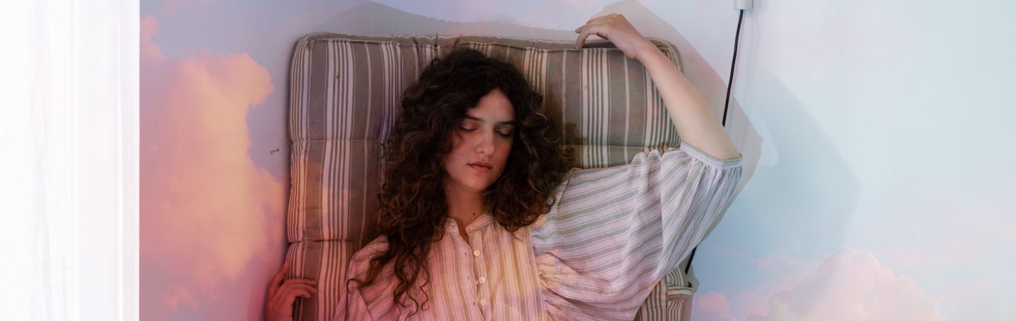 Zo leer je lucide dromen, volgens droomexpert Andrew Holecek