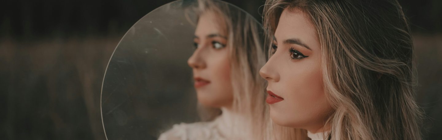 Susan Smit over zelfonderzoek: durf jij echt in de spiegel te kijken?