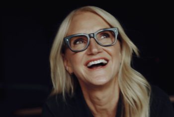Mel Robbins: ‘Laat anderen los, dan krijg je jezelf terug’